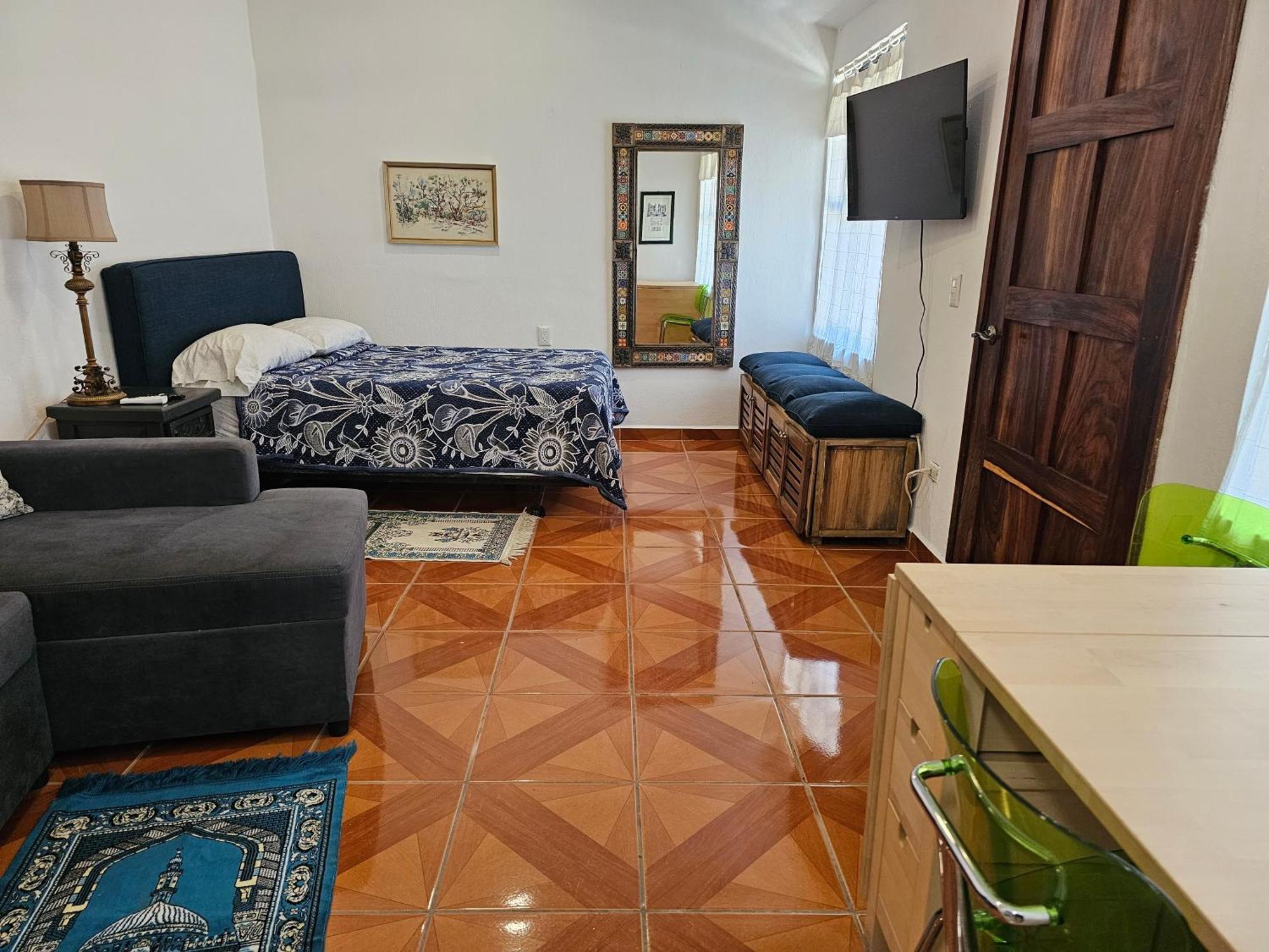 Casita #2 * El Tuito